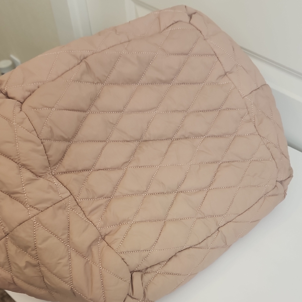 See By Chloe Quilted Bag In Light Pink Blush - Picture 12 of 15
